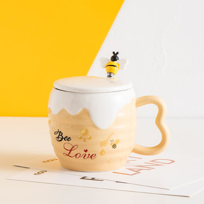 Creative Ceramic Cup With Lid Cartoon Cute Bee Mug Office Coffee Cup Practical Advertising Gift Water Cup